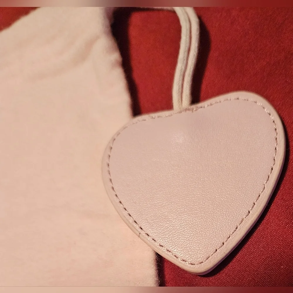 JUICY COUTURE Large Light Pink Dust Bag Cover Pouch Heart Charm Drawstring Logo - Picture 5 of 12